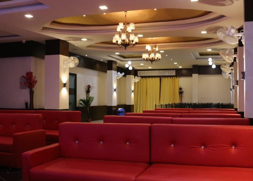 Madhya Pradesh Ratlam Food & Dining