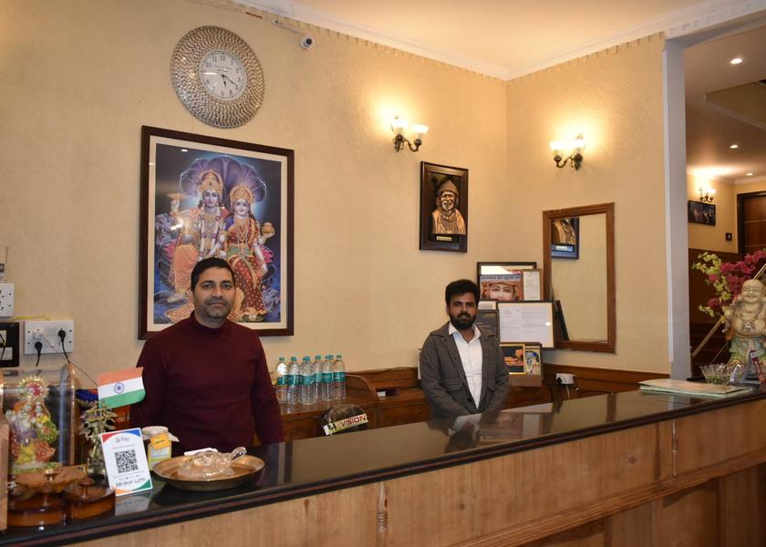 Uttarakhand Badrinath Public Areas