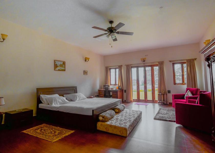 Tamil Nadu Coonoor  Bedroom With Private Garden