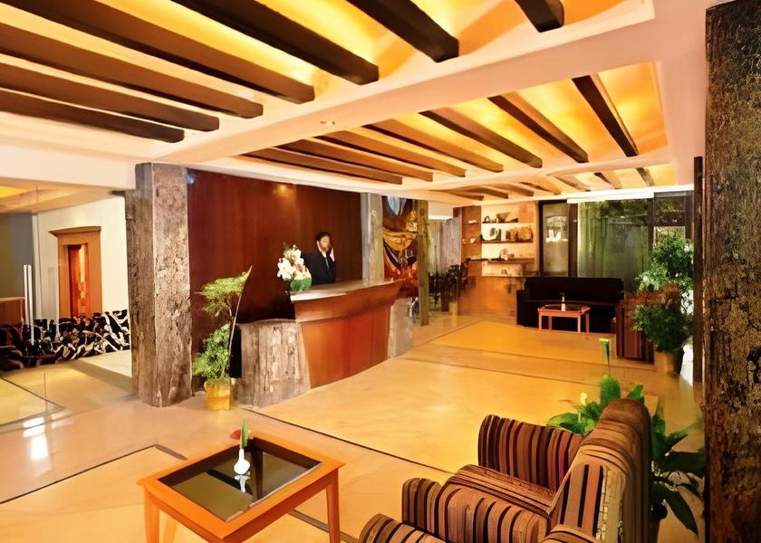 Kerala Kochi Public Areas