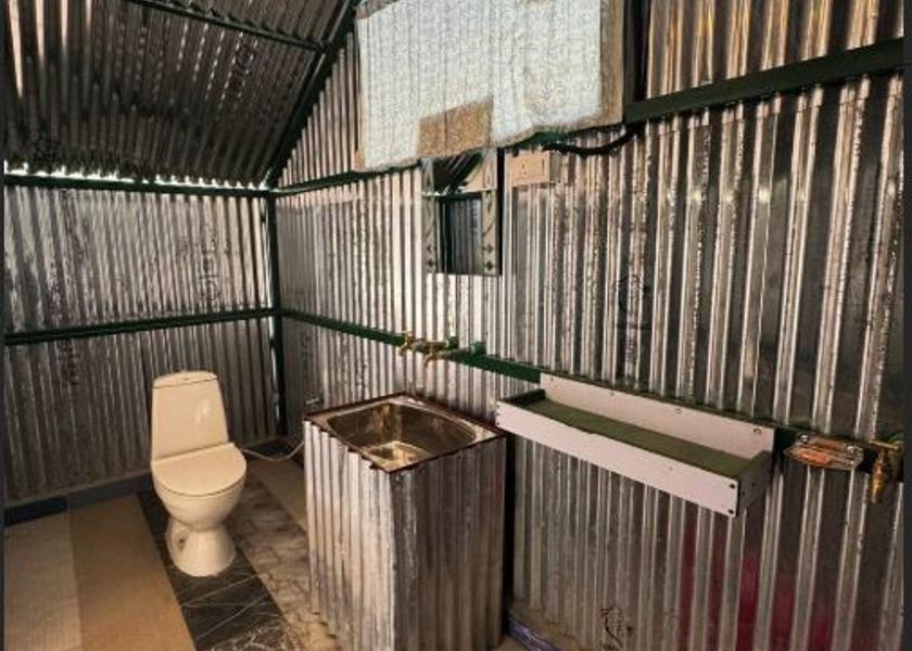 Himachal Pradesh Kullu Bathroom