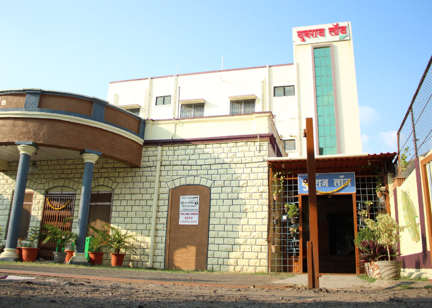 Maharashtra Osmanabad Hotel Exterior