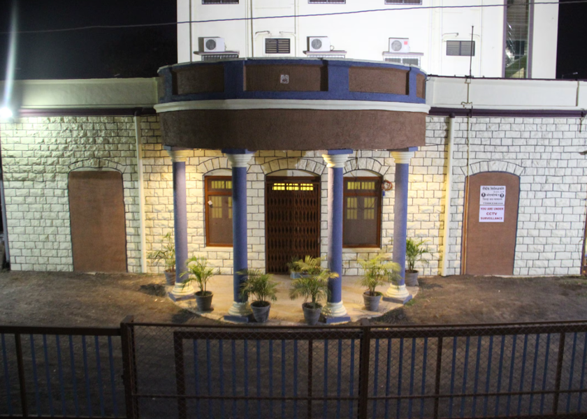 Maharashtra Osmanabad Hotel Exterior