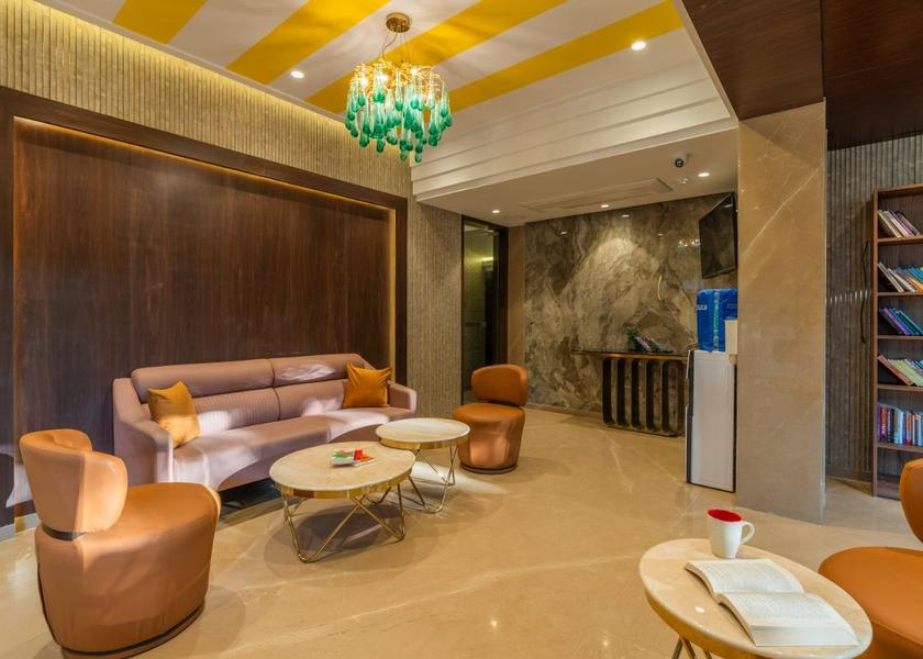 Maharashtra Mumbai Public Areas