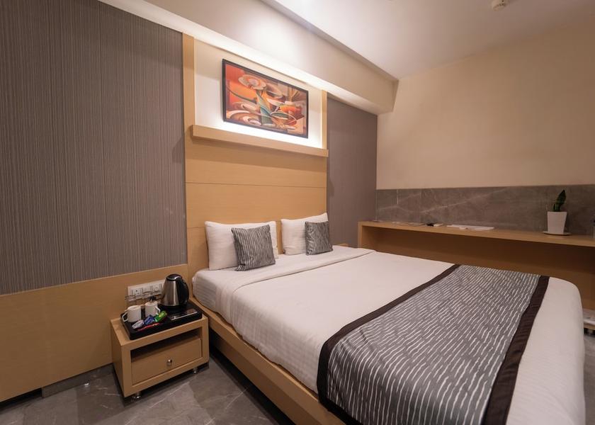 Maharashtra Navi Mumbai Room