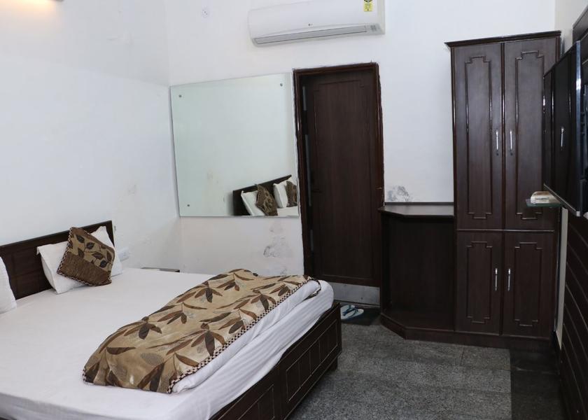 Punjab Bathinda Room