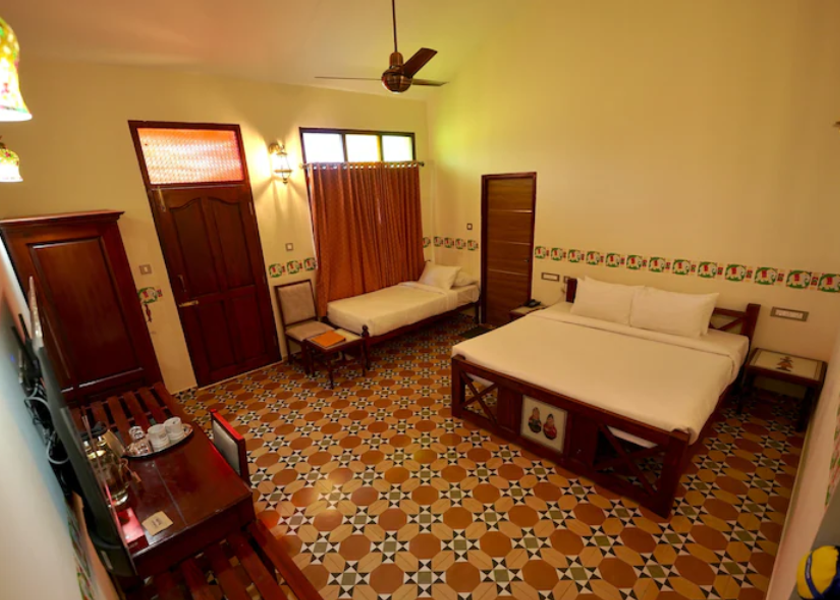 Tamil Nadu Thanjavur Family room