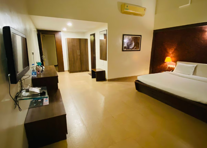 Maharashtra Pune Executive Room with Valley View and Balcony (Guest age should be 21 years and above)