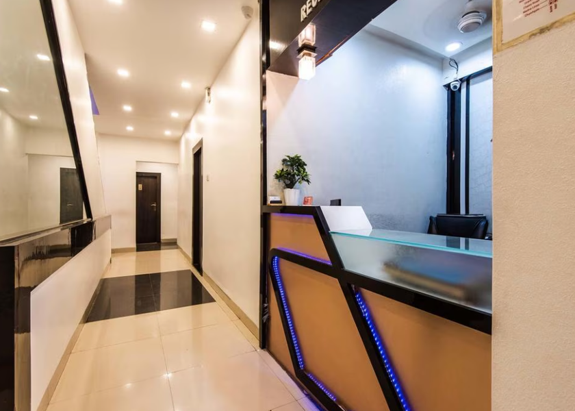 Maharashtra Mumbai Public Areas