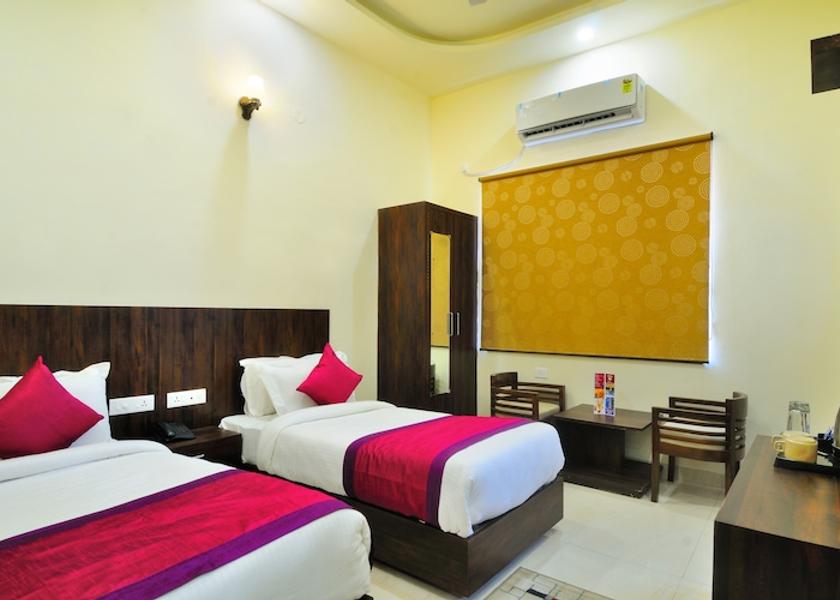 Uttarakhand Rishikesh Executive Room