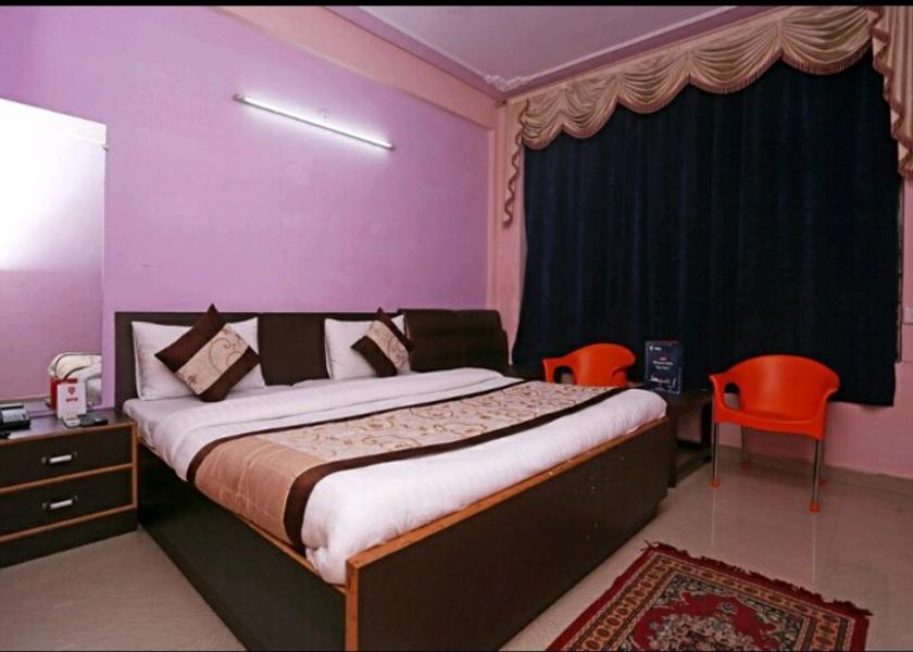 Uttarakhand Rishikesh Deluxe Double Bed Room