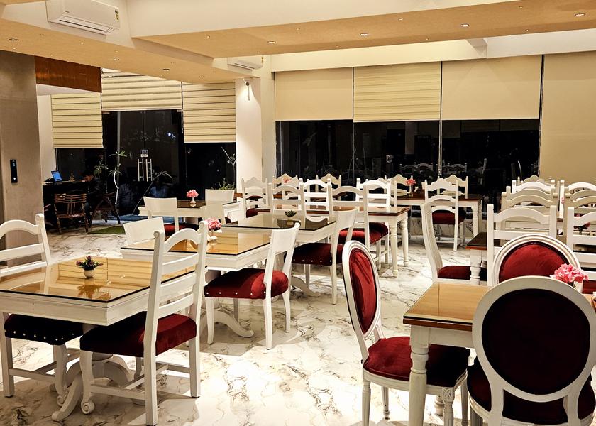 Rajasthan Jaipur Food & Dining