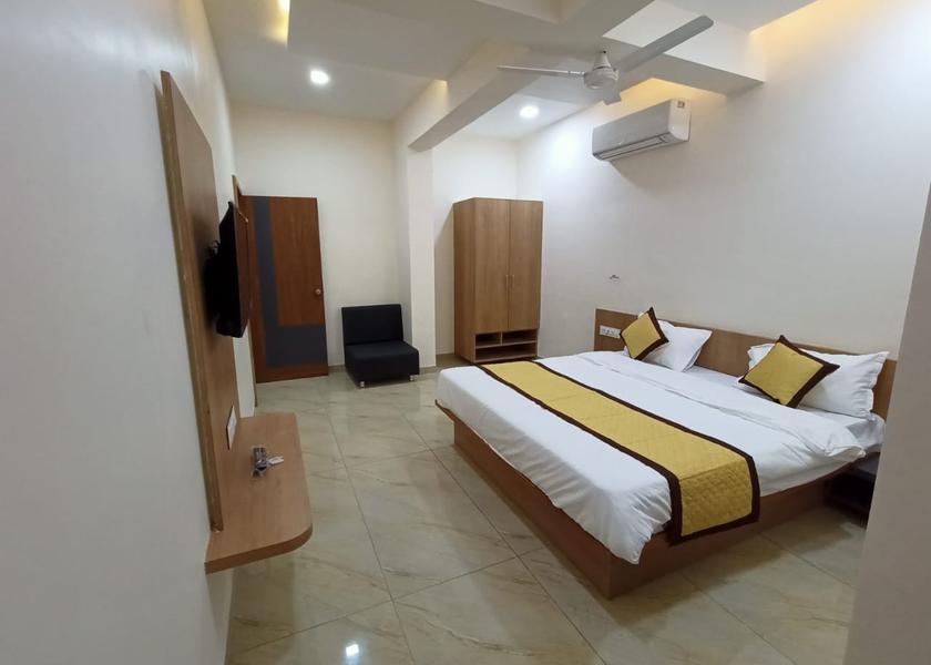 Gujarat Palanpur SUIT ROOM