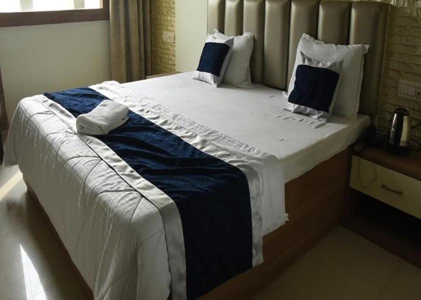 Maharashtra Nagpur deluxe room