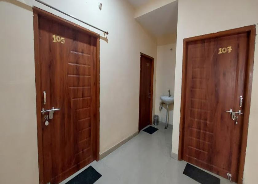Uttar Pradesh Varanasi Public Areas