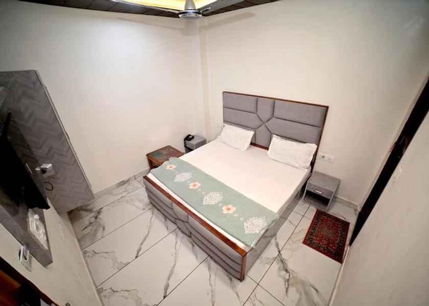 Haryana Bhiwani Standard AC Room