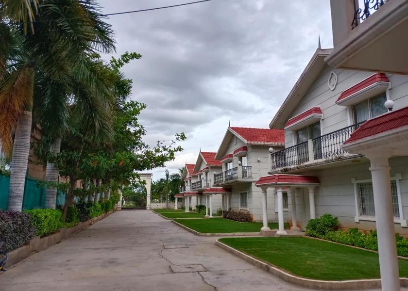 Andhra Pradesh Puttaparthi Hotel Exterior