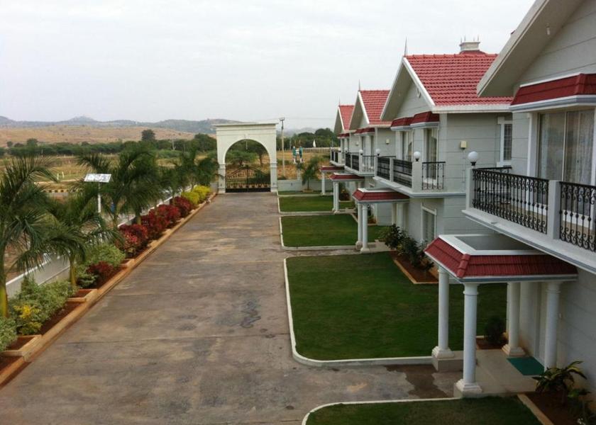 Andhra Pradesh Puttaparthi Hotel Exterior