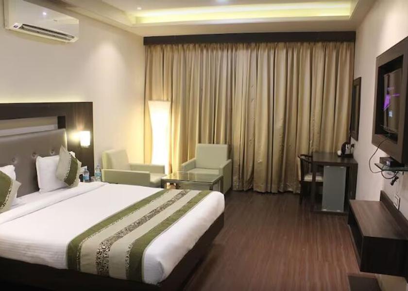 Maharashtra Ichalkaranji Suite Room