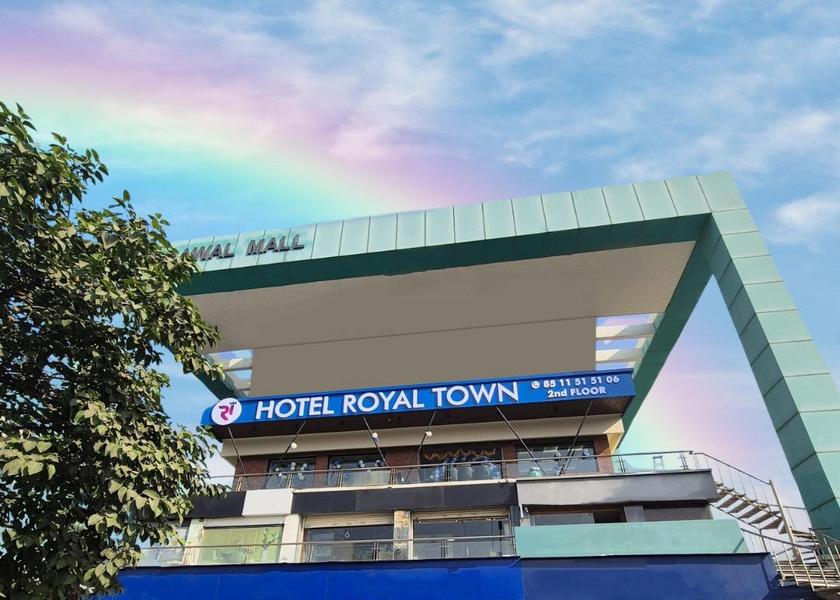 Gujarat Ahmedabad Hotel Exterior