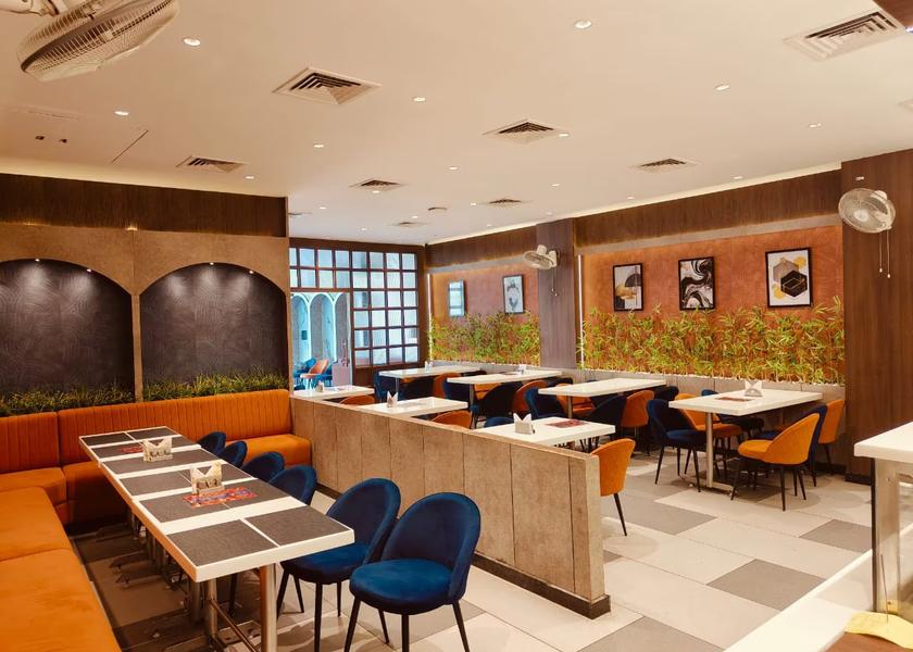 Uttar Pradesh Mathura Food & Dining