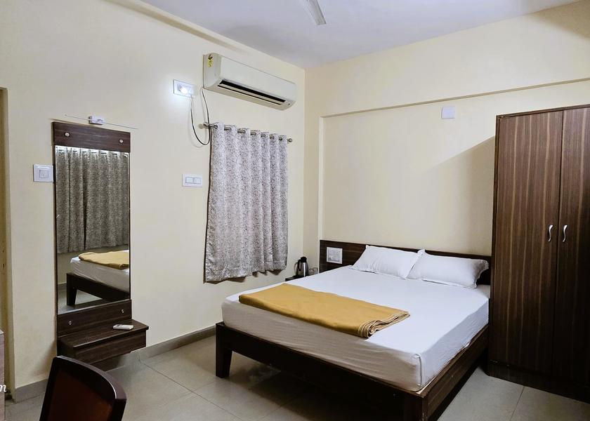 Gujarat Dwarka Deluxe AC Room