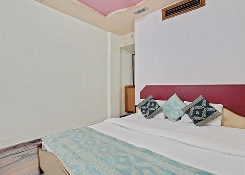 Maharashtra Nagpur Standard NON AC ROOM
