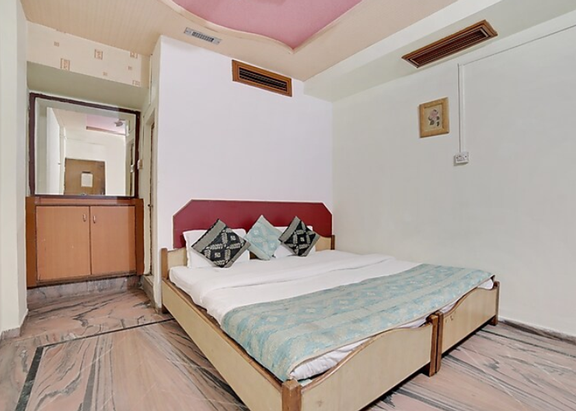 Maharashtra Nagpur Standard NON AC ROOM