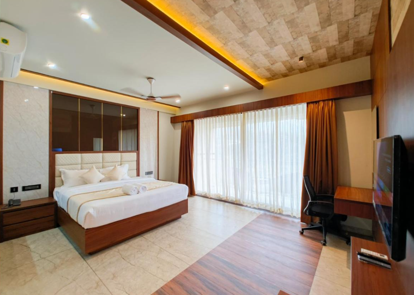Kerala Munnar Superior King Room