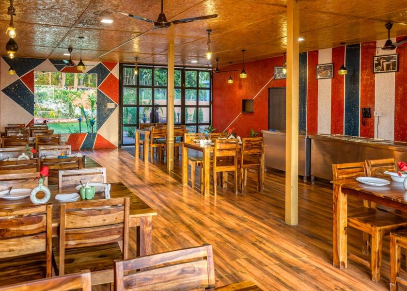 Uttarakhand Ramnagar Dining Area