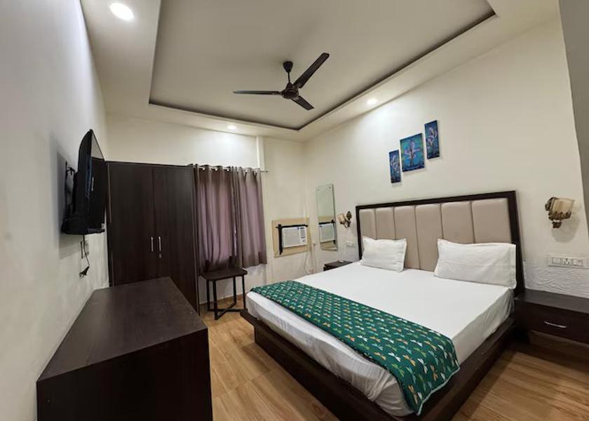 Rajasthan Jaipur Deluxe room 