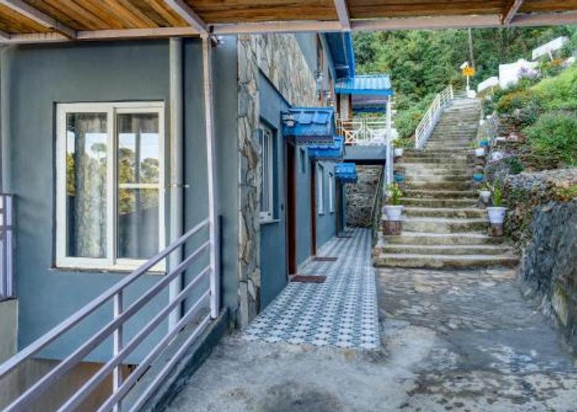 Uttarakhand Ranikhet Hotel Exterior