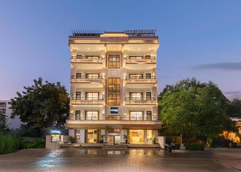 Haryana Gurugram Hotel Exterior