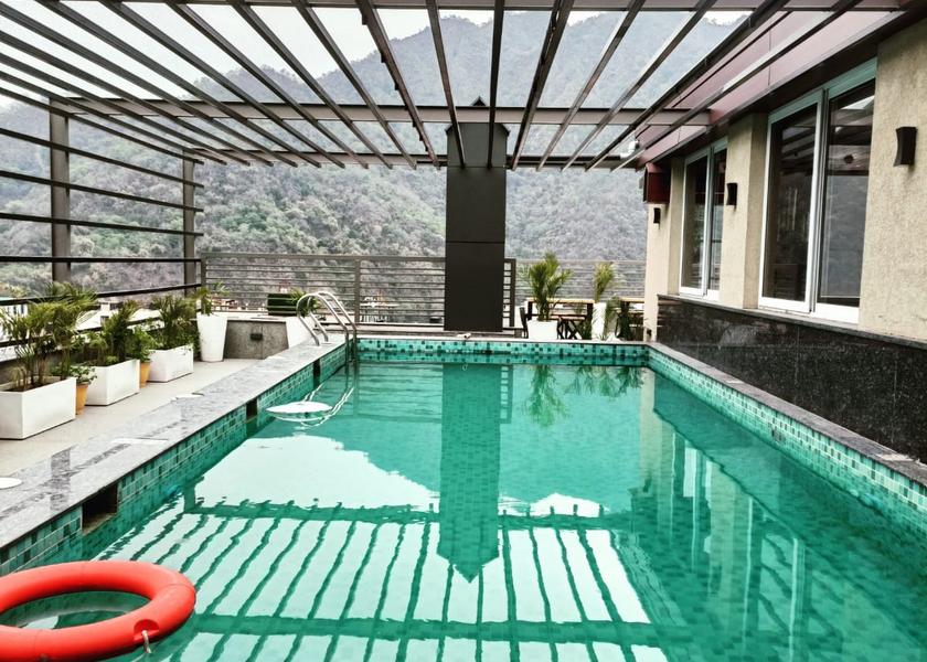 Uttarakhand Rishikesh Pool
