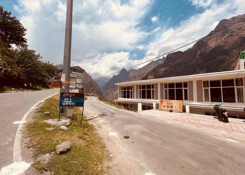 Uttarakhand Joshimath Hotel View