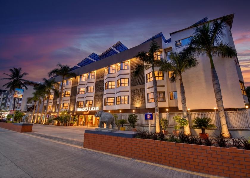 Maharashtra Shirdi Hotel Exterior