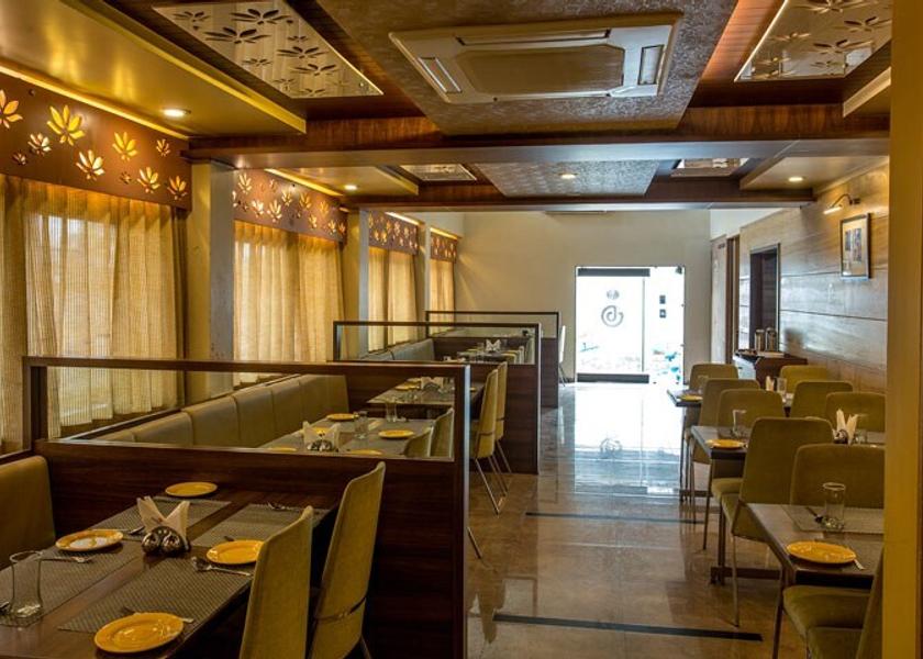 Maharashtra Shirdi Public Areas