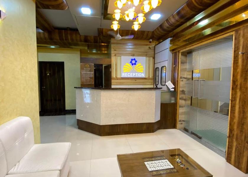 Maharashtra Mumbai Public Areas