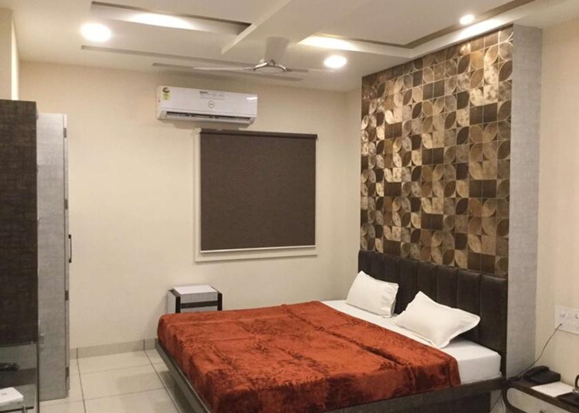 Madhya Pradesh Guna Deluxe 