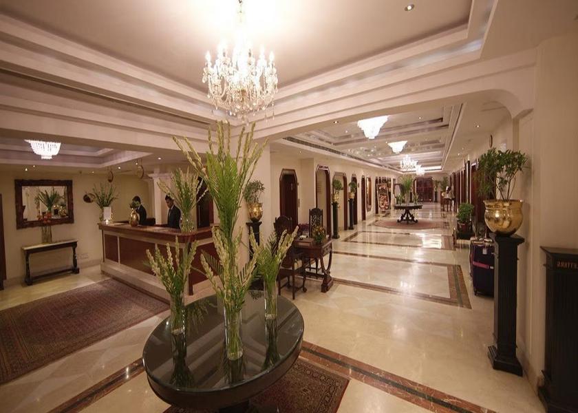 Uttar Pradesh Varanasi Public Areas
