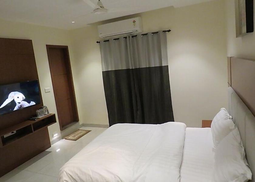 Tamil Nadu Gummidipoondi SUITE ROOM