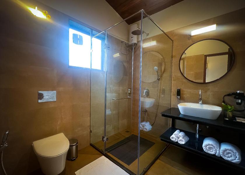 Maharashtra Lonavala Cozy Deluxe Room