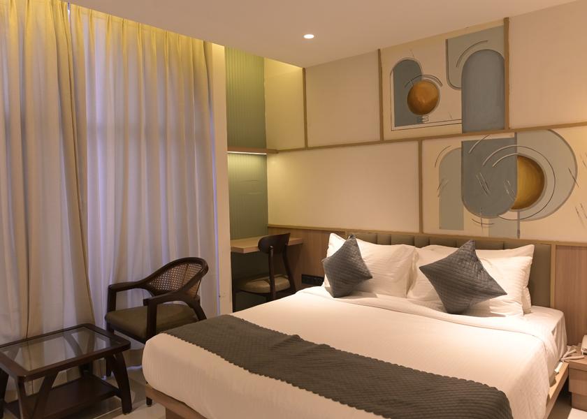 Madhya Pradesh Bhopal Executive room