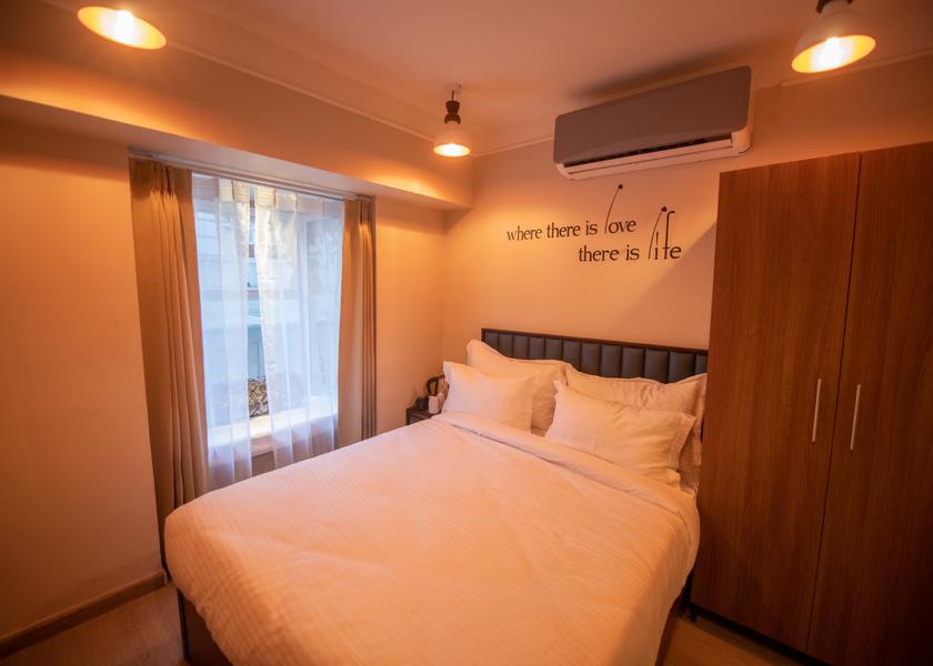 Rajasthan Udaipur 4 Laal Ghat Premium Room