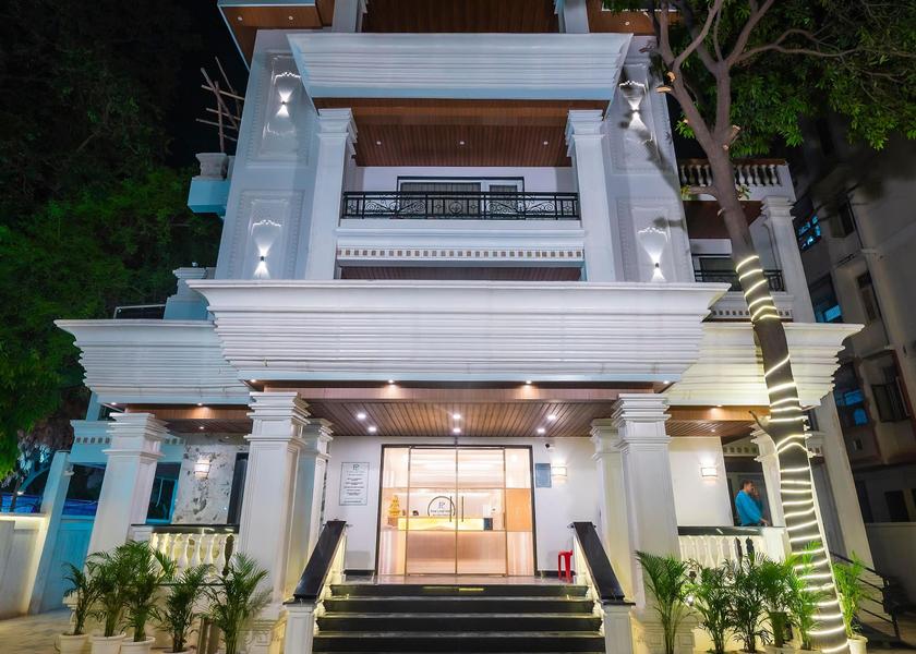 Uttar Pradesh Varanasi Hotel Exterior