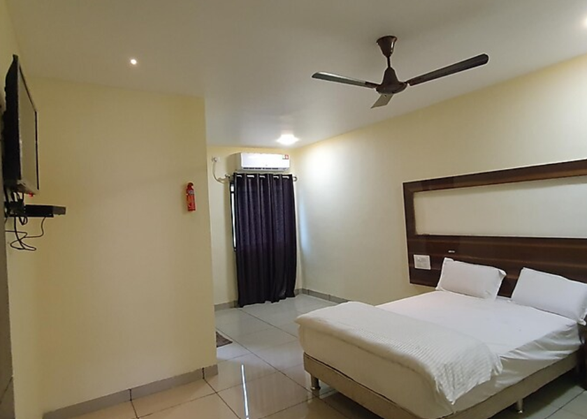Maharashtra Ambajogai DELUXE AC ROOM