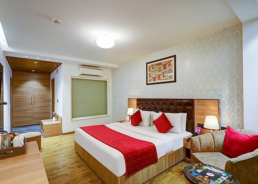 Haryana Gurugram Standard room (Swimming Pool Access)