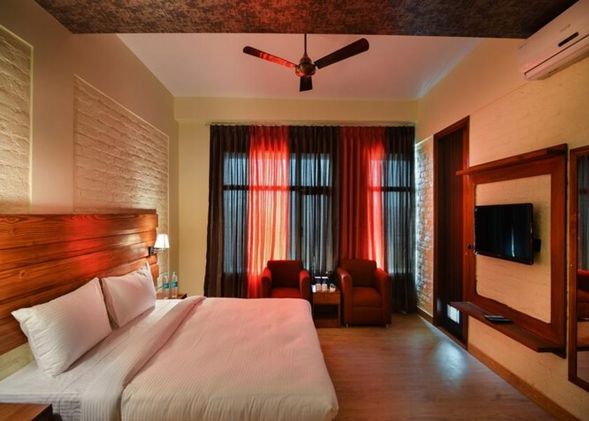 Uttar Pradesh Ghaziabad Deluxe Room