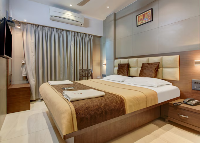 Maharashtra Kalyan Deluxe Room