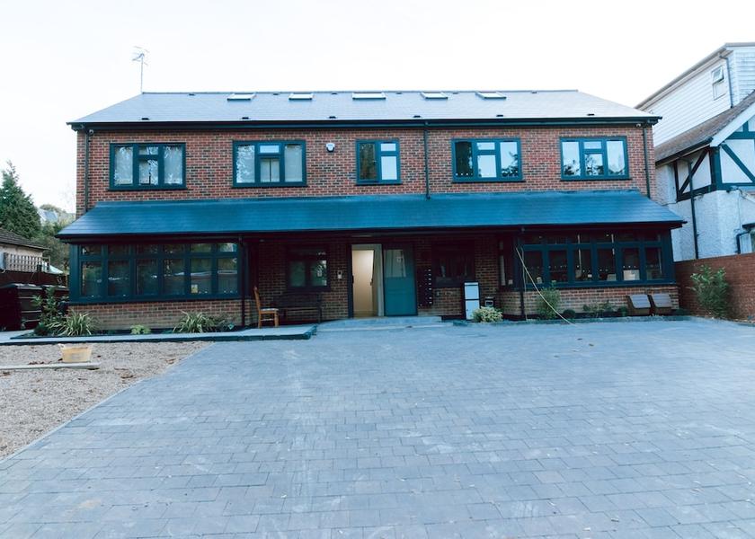 England Purley Exterior Detail